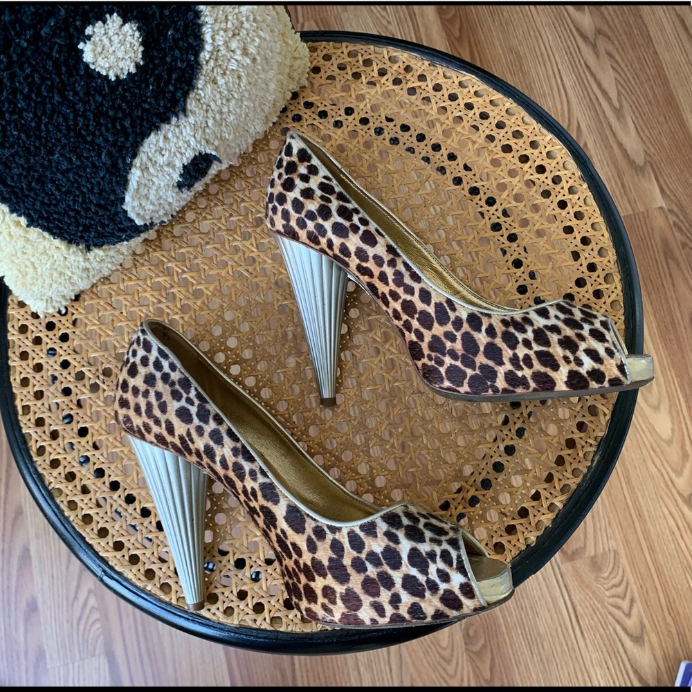Dolce & Gabbana pony hair peep toe pump!